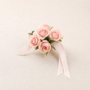 Armband med rosor